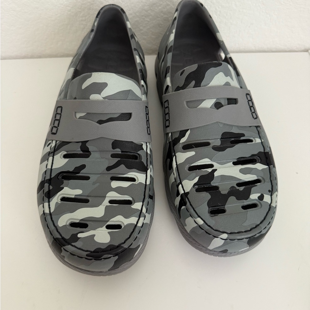 Cole Haan Black and Gray Camouflage Men's Loafers